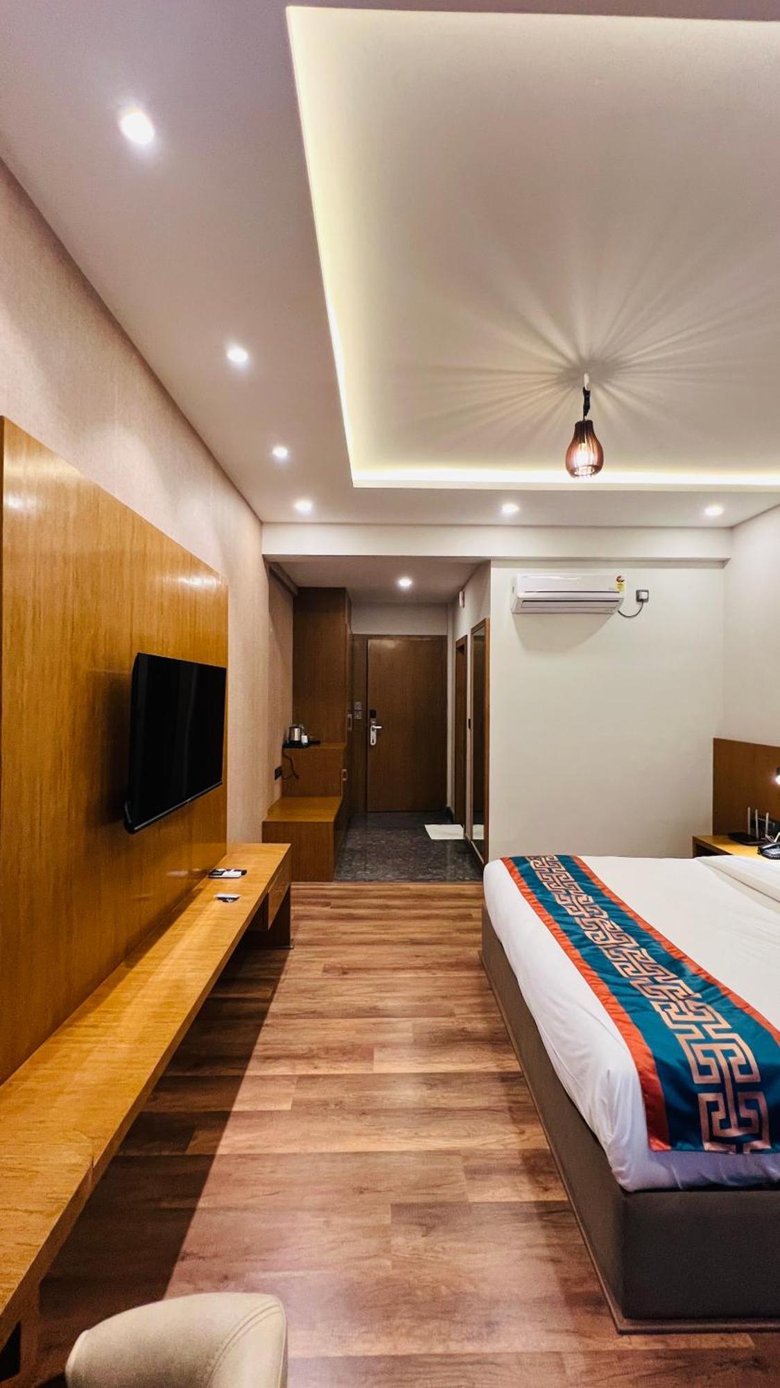 Hotel Aashraya Dod Jala المظهر الخارجي الصورة