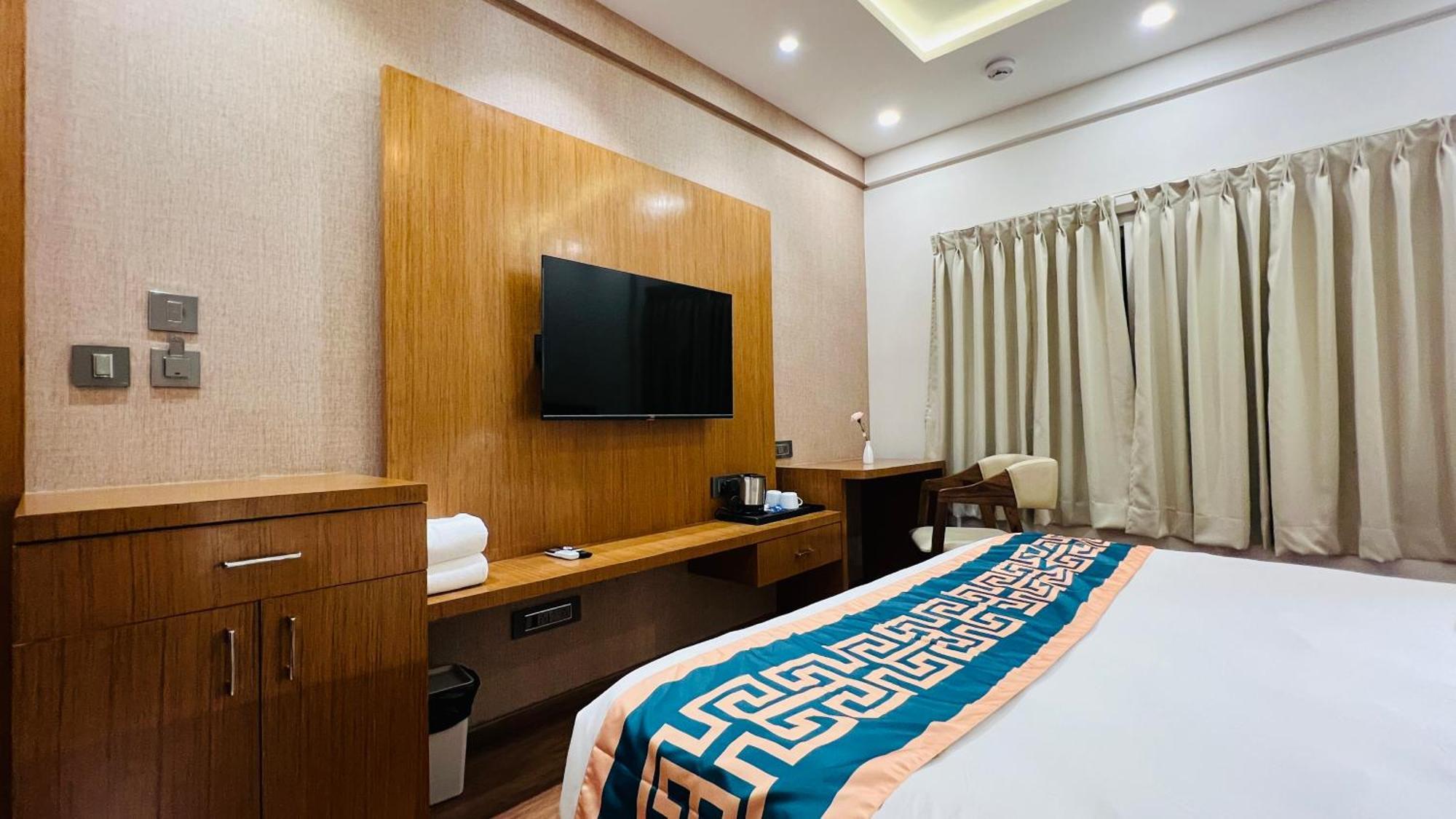 Hotel Aashraya Dod Jala المظهر الخارجي الصورة
